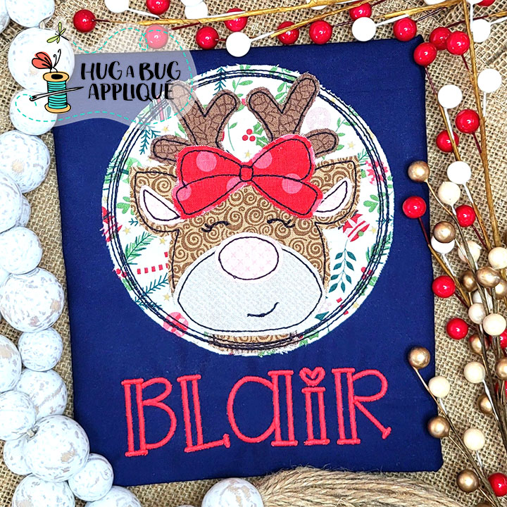 Reindeer Bow Circle Bean Stitch Applique Design