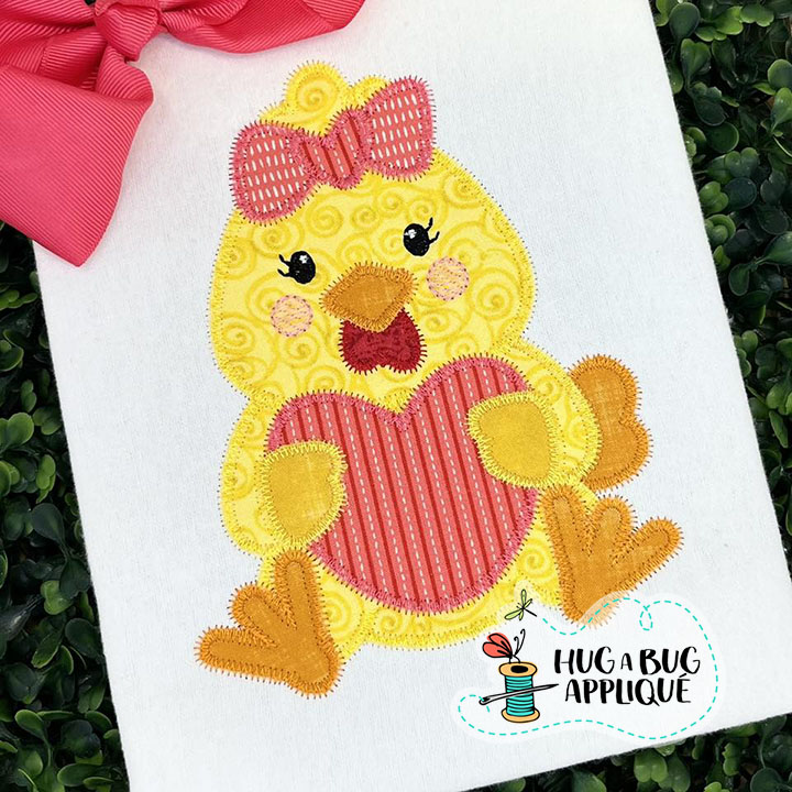 Chicken Bow Holding Heart Zig Zag Stitch Applique Design